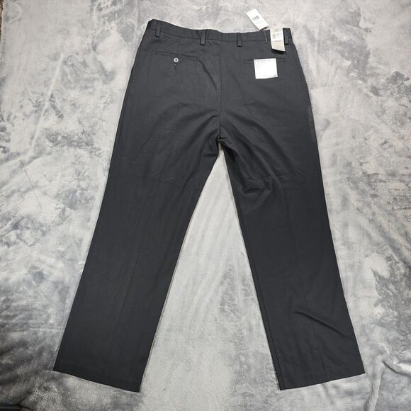 Dockers D3 Easy Khaki Pants Mens 38x32 Black Pleated Classic Fit Wrinkle Free - Picture 3 of 10
